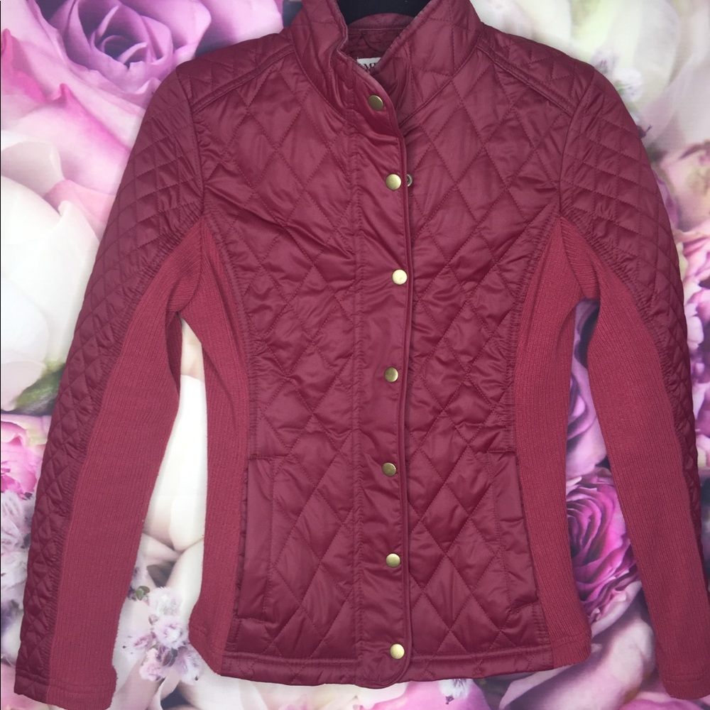 Red jacket - Picture 2 of 3